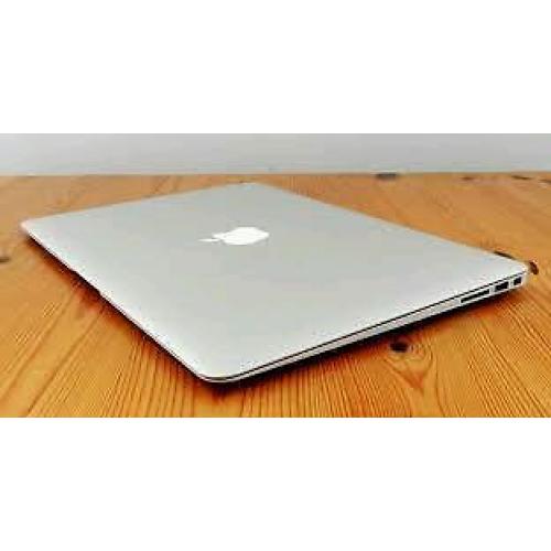 Apple MacBook Air 5th Gen Core I5 4GB 128GB SSD 11.6 Inch Intel HD 6000 Laptop