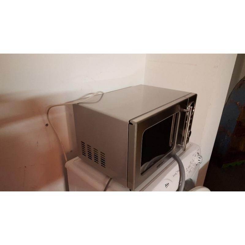 Daewoo Silver Microwave