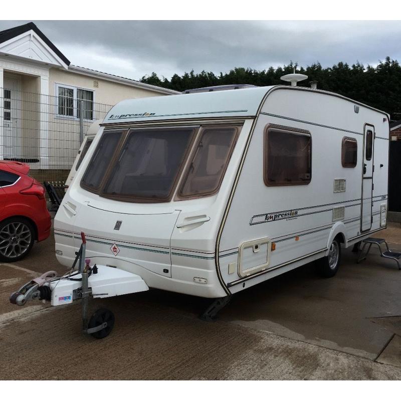 2002 Abbey Impression 520 4 Berth Touring Caravan