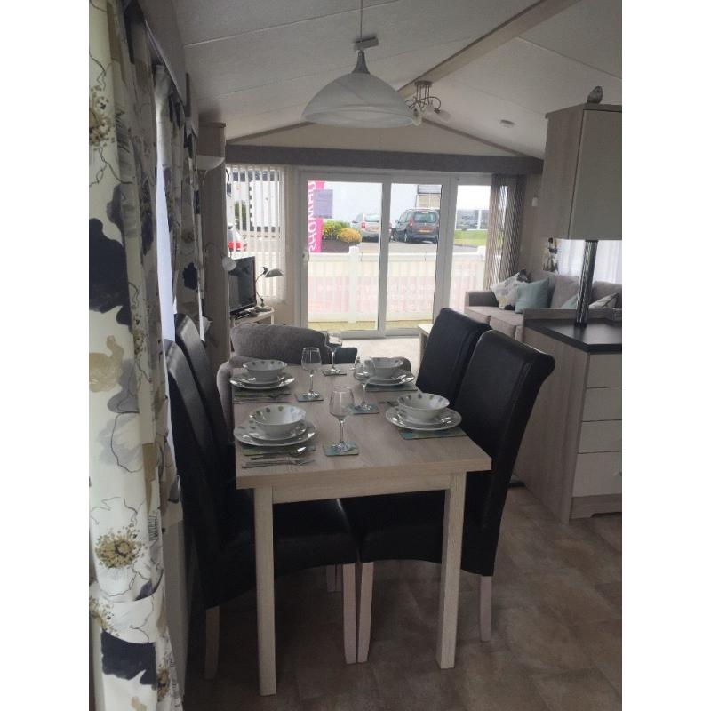 "HIGH END" BRAND NEW HOLIDAY HOME on EMBO BEACH