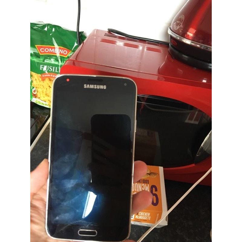 Samsung s5 phone