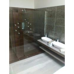 Glasgow ,Joinery,Paiting&Decorating,Kitchen,Bathroom,Flooring,Garden,Tiles,Plastering & much more...