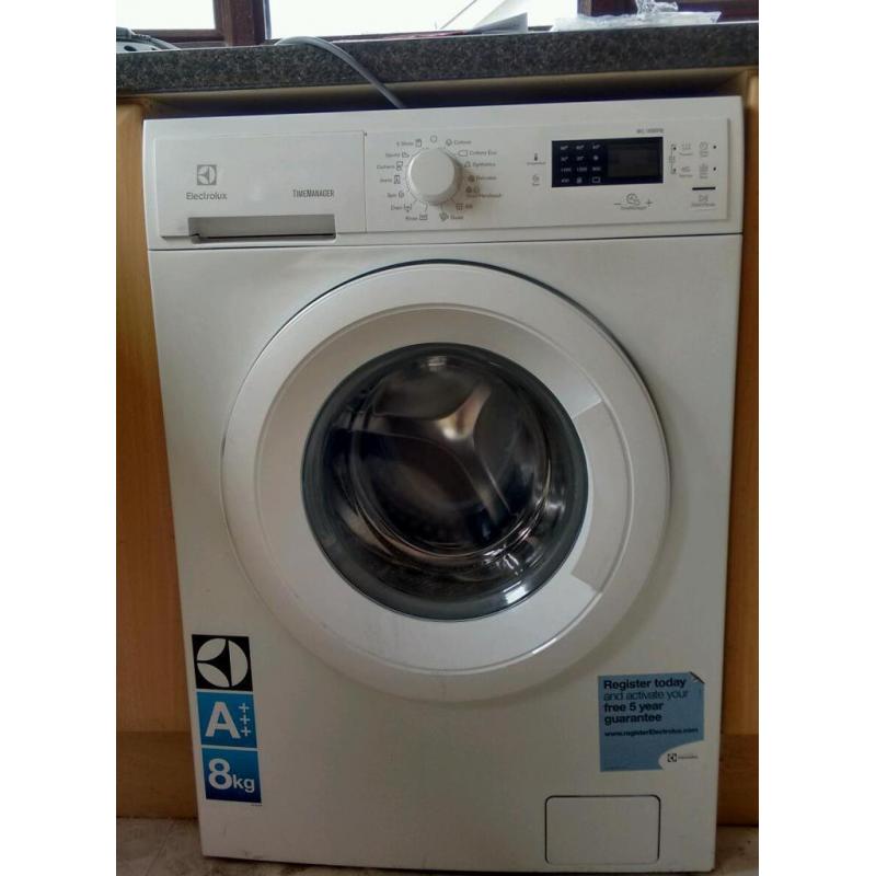 Electrolux time manager freestanding washing machine