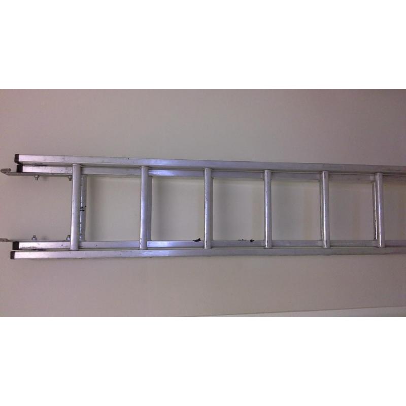 New used aluminum ladders 7 step hardly used