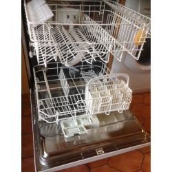 DISHWASHER HOOVER AAA CLASS WORRKING WELL