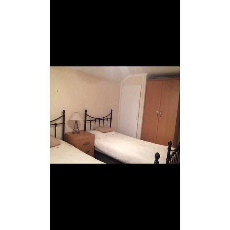 Room for students in Edinburgh