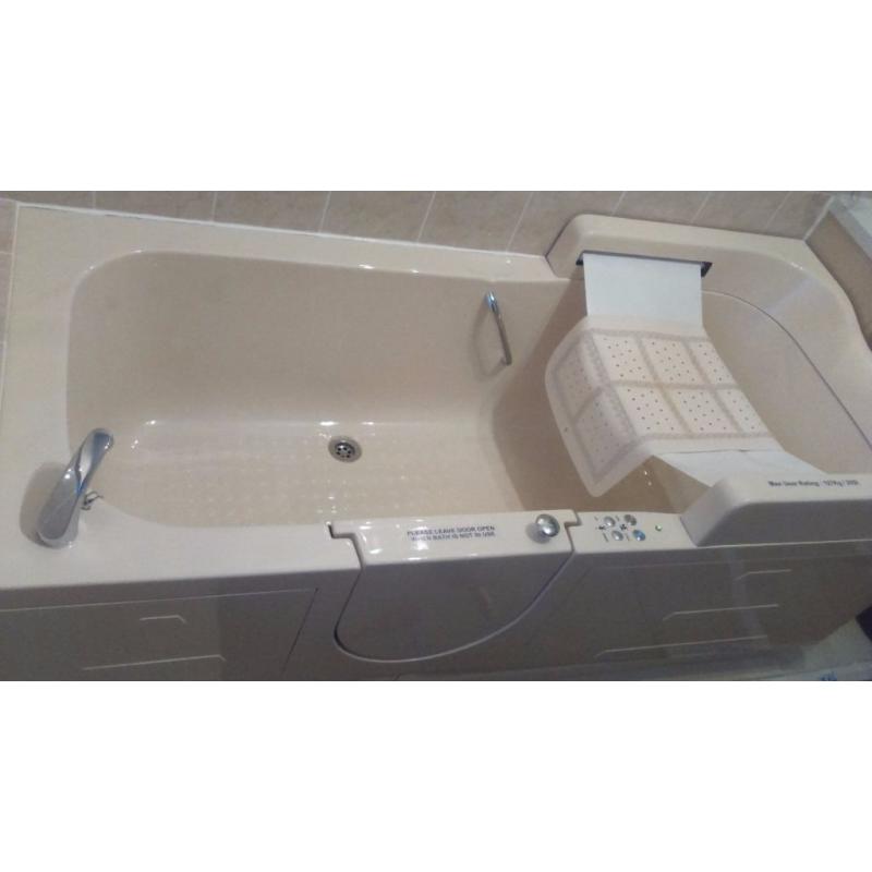 Easy Access Bath with Door, Suitable for disabled