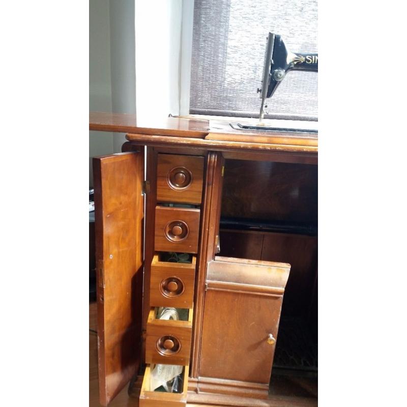 Singer Sewing Machine