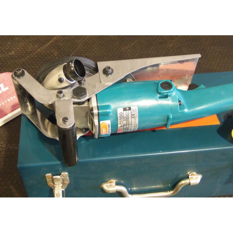 MAKITA PC1100 CONCRETE PLANER (USED ONCE)