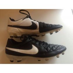 Nike Tiempo Leather Football Boots