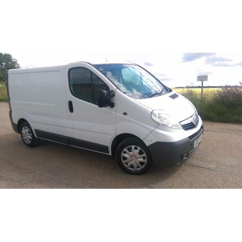 Vivaro 2007 swb 2.0cdti 115 diesel trafic primastar van