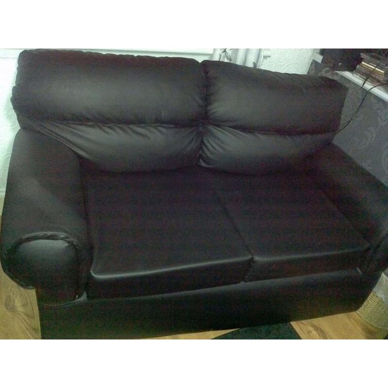 3&2 leather suite