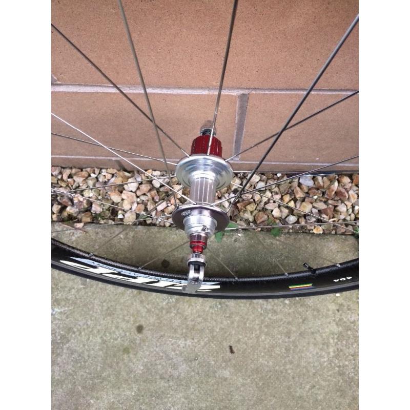 Zipp 404 rear clincher shimano