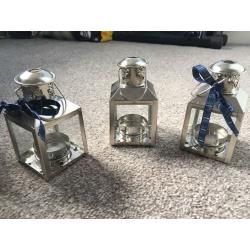 25 mini metal lanterns