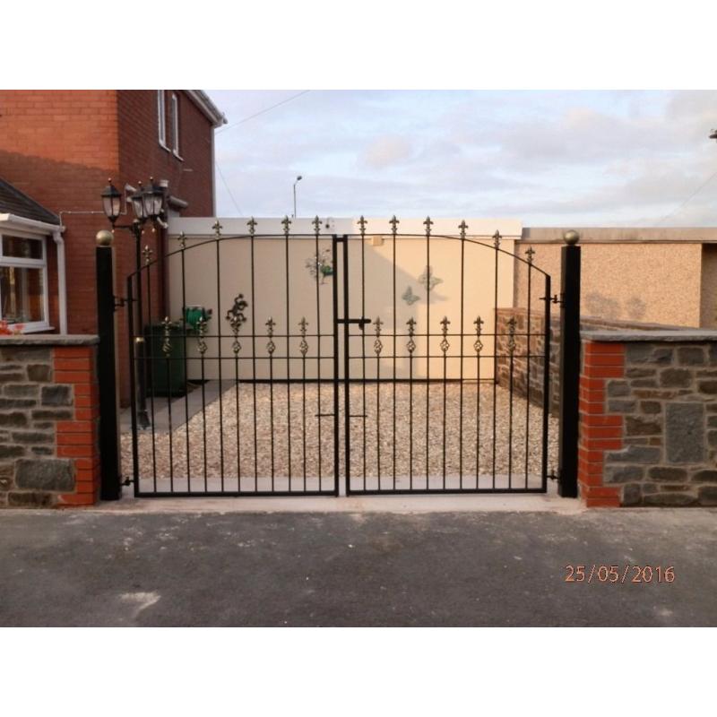 random walling stone