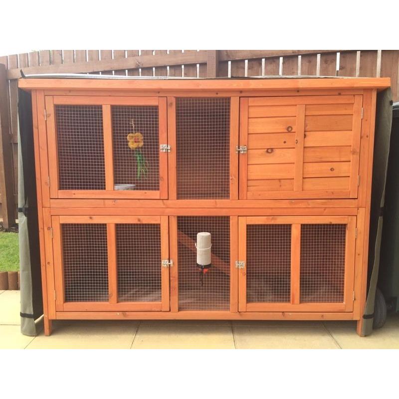 Rabbit Hutch & Waterproof Cover (Pets at Home)
