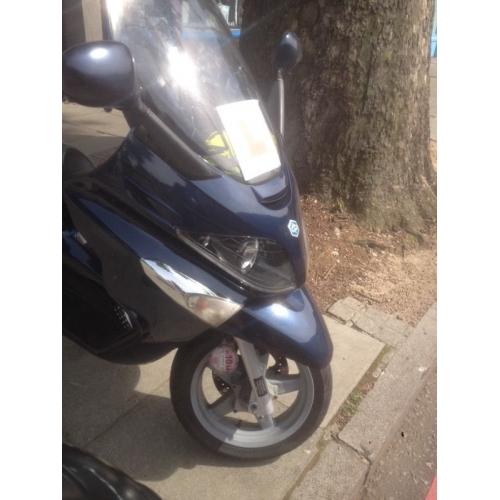Piaggio Xevo 2012 125 learner legal 5800 miles