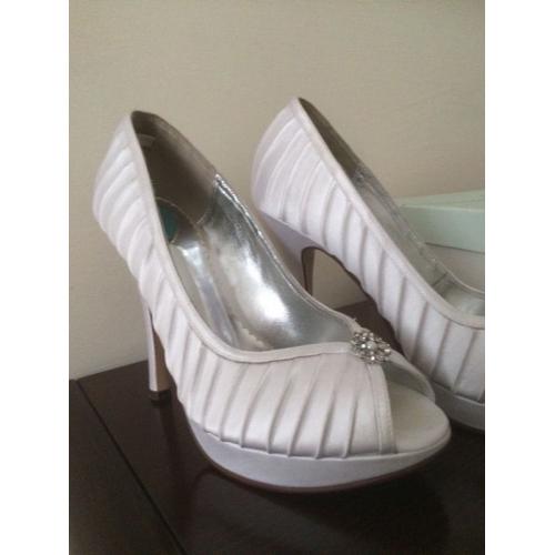 Belle tiger silk wedding shoes