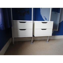 Medium sized wardrobe/storage space