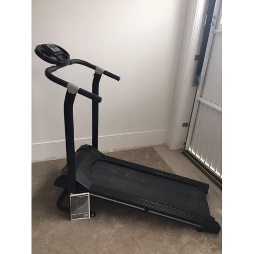 Manual treadmill
