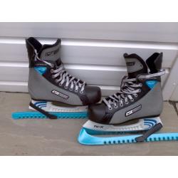 Nike bauer supreme ice skates