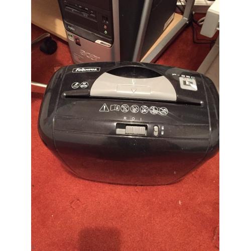 Fellowes Shredder
