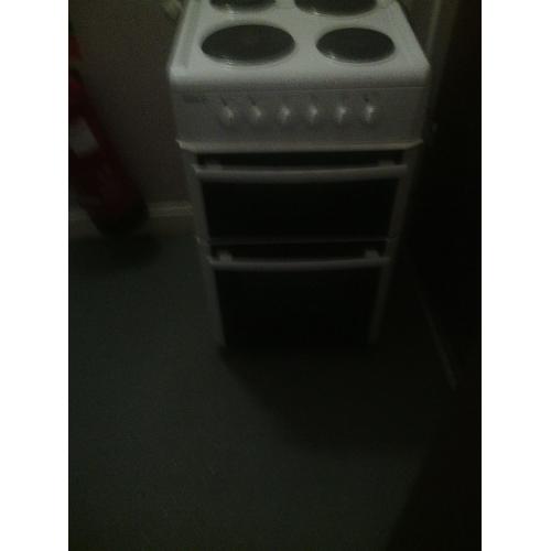 Beko D533 Electric Cooker
