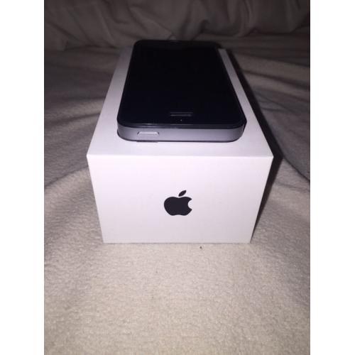 NEW / MINT CONDITION - APPLE IPHONE 5S - 32GB - SPACE GREY - ( UNLOCKED )