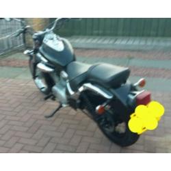 Suzuki vl 125