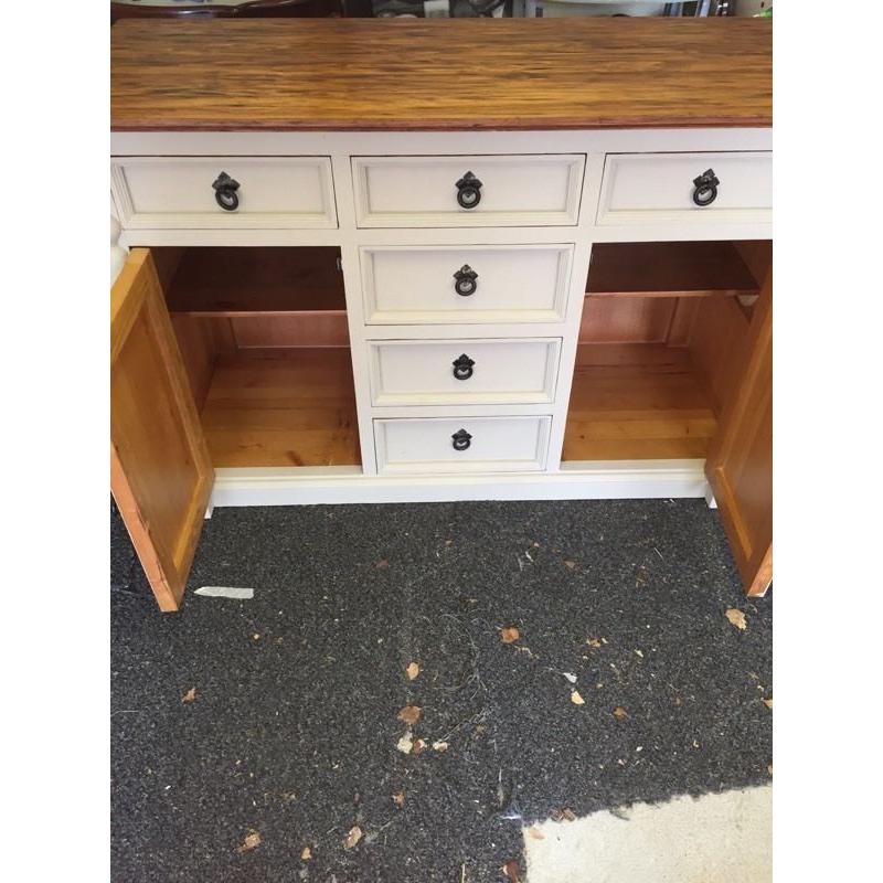 Sideboard