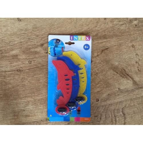 A PACK 3 COLOURED PLASTIC WEIGHTED FUN DIVING DOLPHIN SHAPES & LONG YELLOW FOAM BUOYANCY SWIM AID