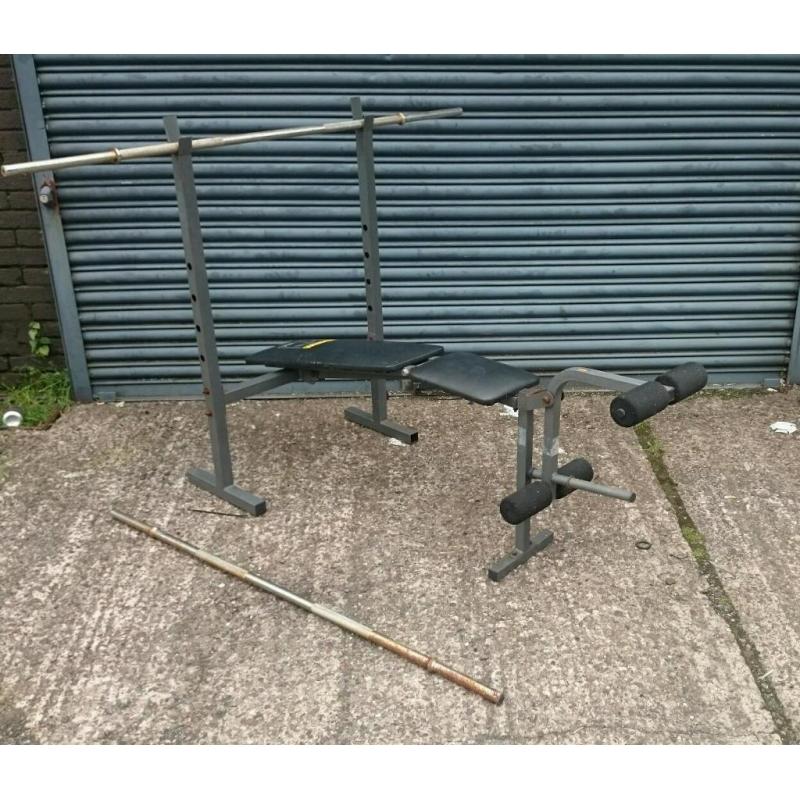 Weight lifting bench and two bars