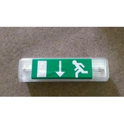 Newlec NL9965 self contained emergency light