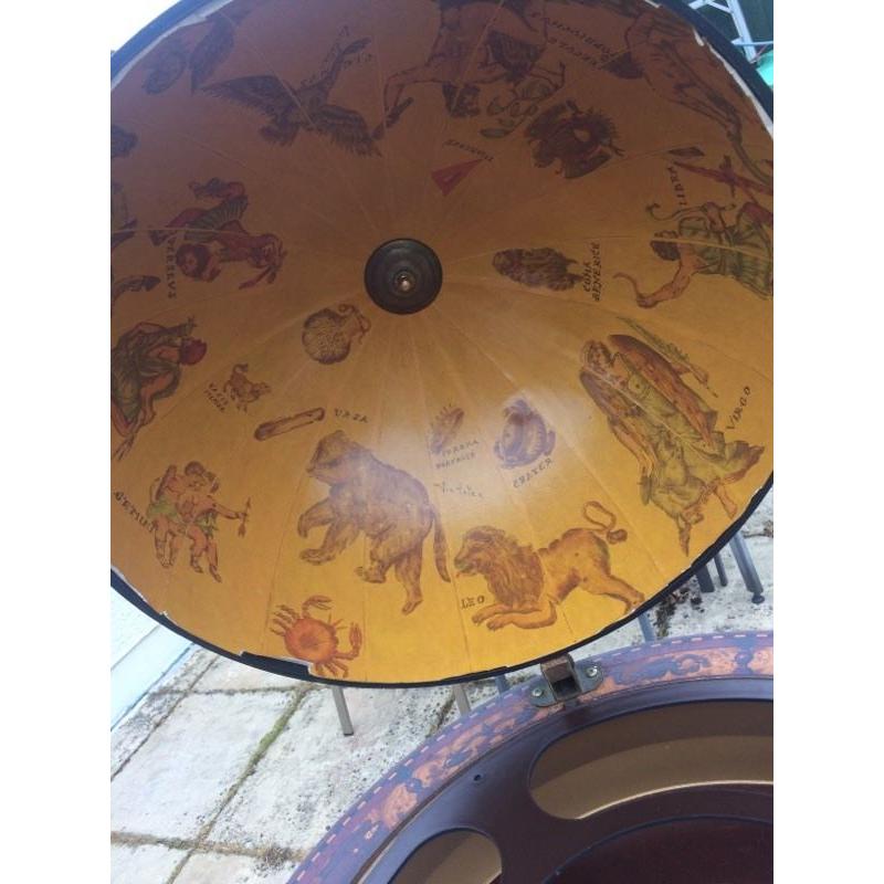 Drinks globe