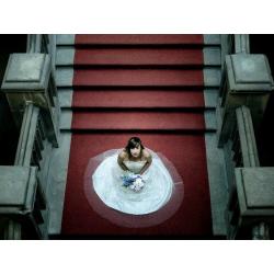 Photographer ready to capture your special day