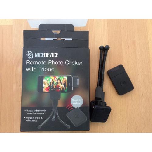 Remote Photo Clicker with tripod
