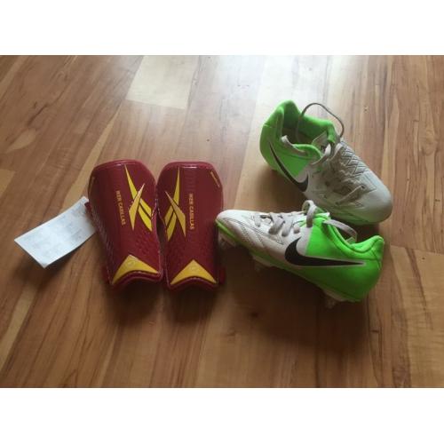 Junior Nike football boots size 10 and junior Reebok shin pads