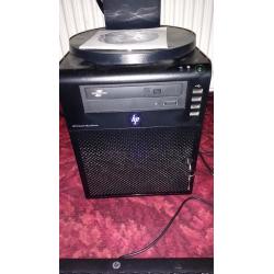 HP Home Server / Gaming PC + Monitor