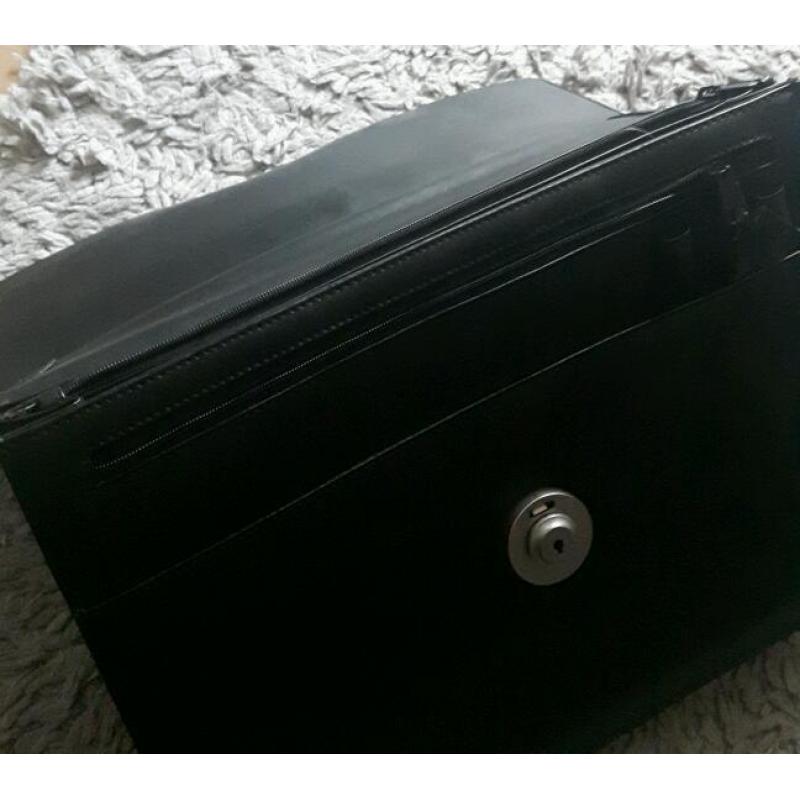 Briefcase / work bag