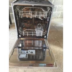 Hotpoint LFT114 built under dishwasher