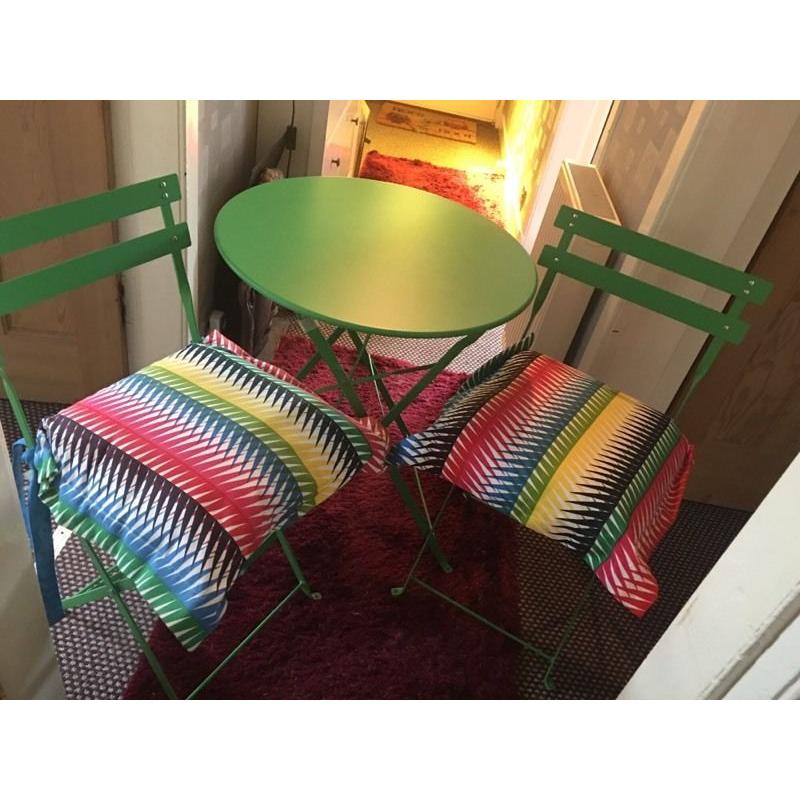 bistro table with 2 chairs and 2 cushions for sale