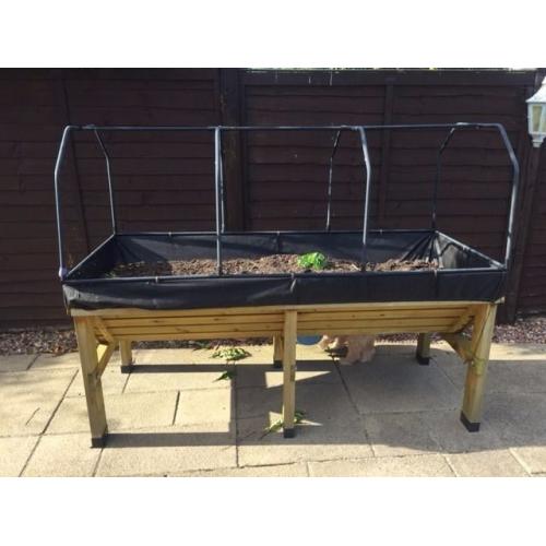 Large Vegetable Planter Tub 6ft longe Wooden Planter in Perfect condition
