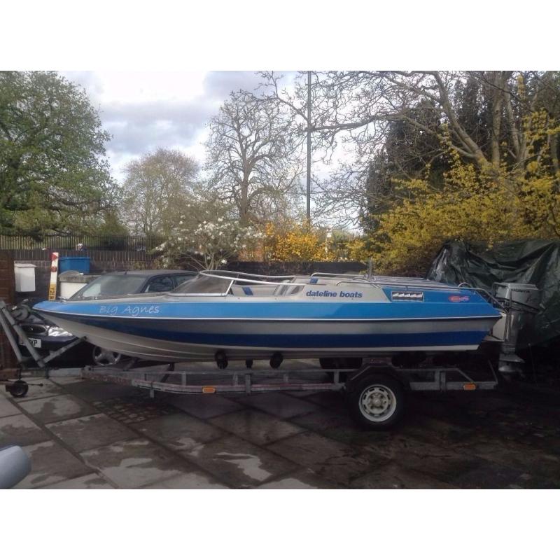 Speedboat, 17ft boat for sale. Must go - Amazing condition. Bargain!