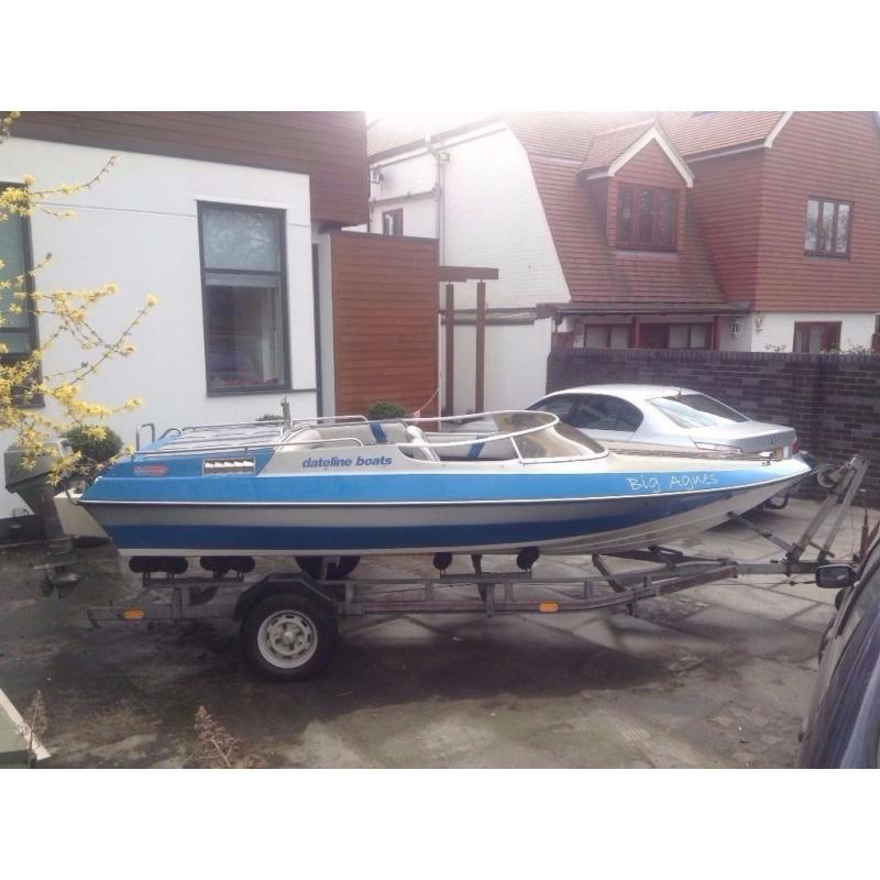 Speedboat, 17ft boat for sale. Must go - Amazing condition. Bargain!