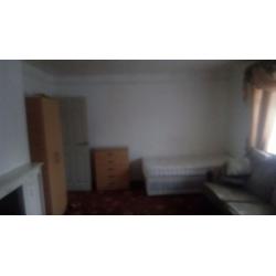 Very Large Double Room Canning Town