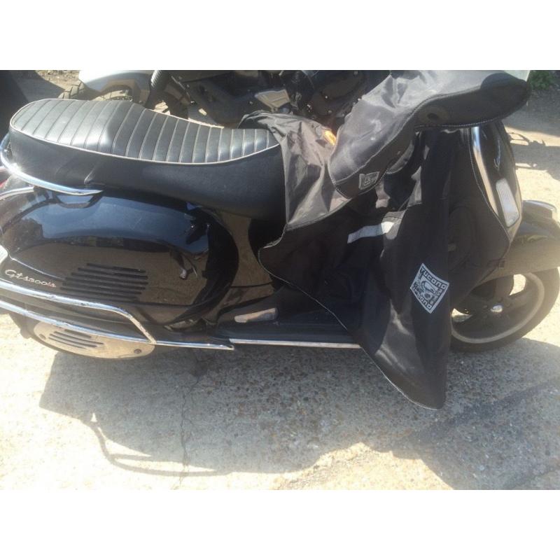 Piaggio Vespa GTS 300 2013