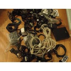 LARGE BOX OF VARIOUS ELECTRICAL CABLES, AUDIO/VISUAL CONNECTORS, ADAPTORS ETC