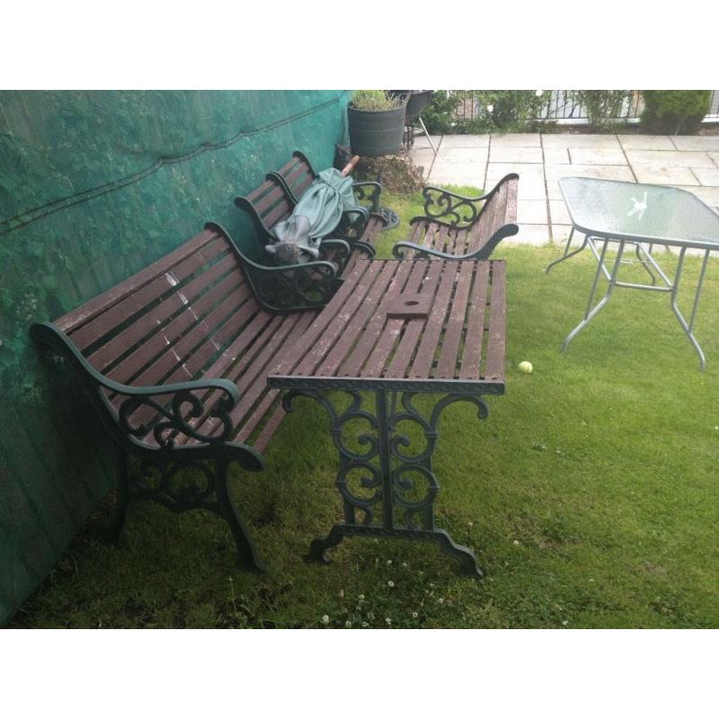 FULL SET ,CAST IRON TABLE CHAIRS.