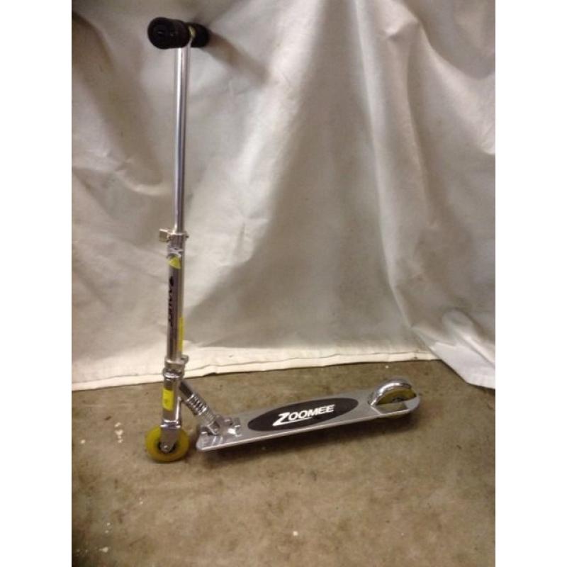 FOLDING SCOOTER - GOOD QUALITY - TEENAGER/ADULT SIZE