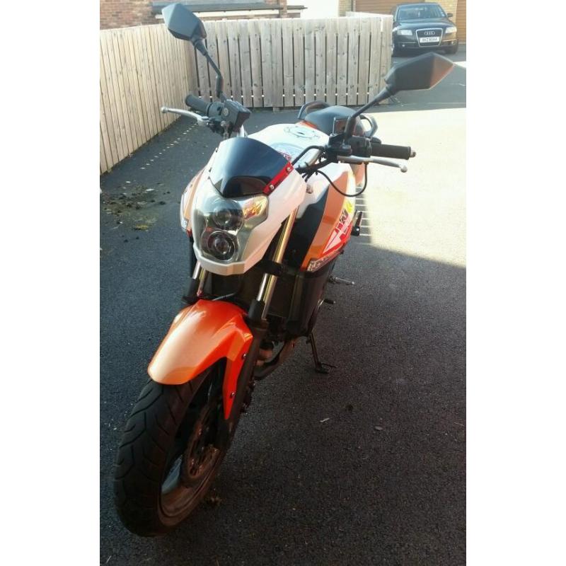 CF Moto 650i